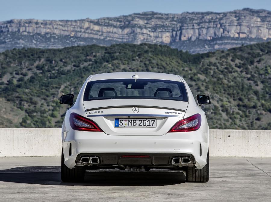  Mercedes-Benz CLS63 AMG S-Model 2015 года  (фото 12 из 17)